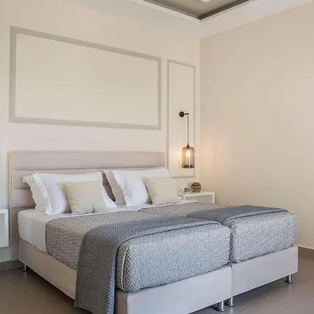 Anel Villa *