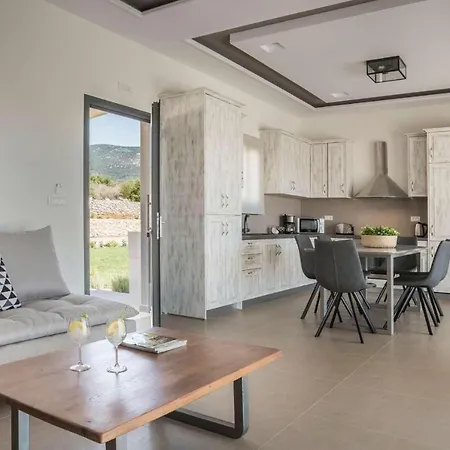Villa Anel Karavados